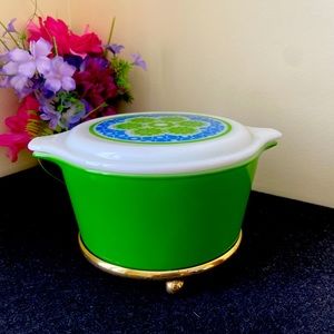 RARE Vintage Pyrex Crazy Quilt Round Casserole w/ Lid/Trivet Green/Blue 1qt